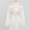 Áo Dài Dâu Rể AT_3 2 áo dài cô dâu màu trắng