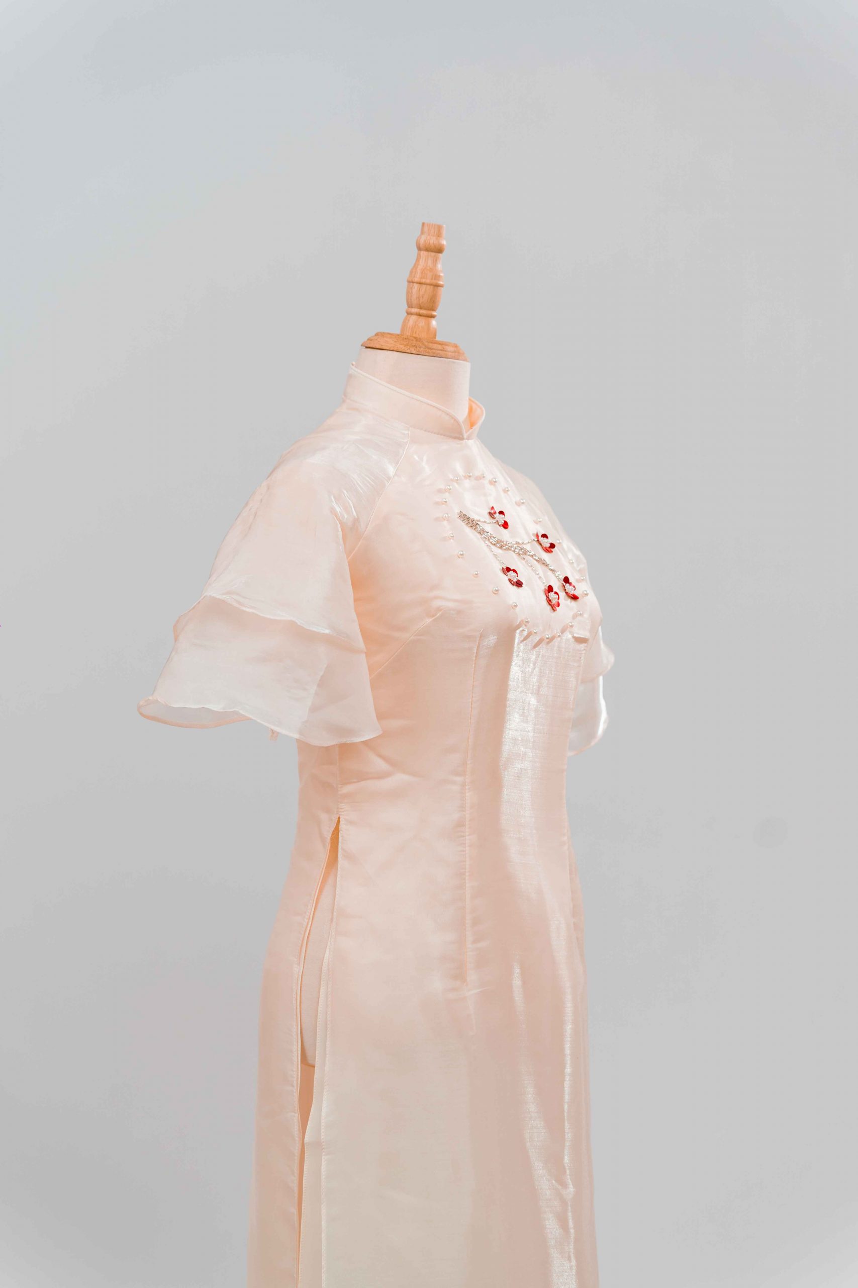 tlpc ao dai105293 áo dài bưng quả nữ màu vàng nhạt